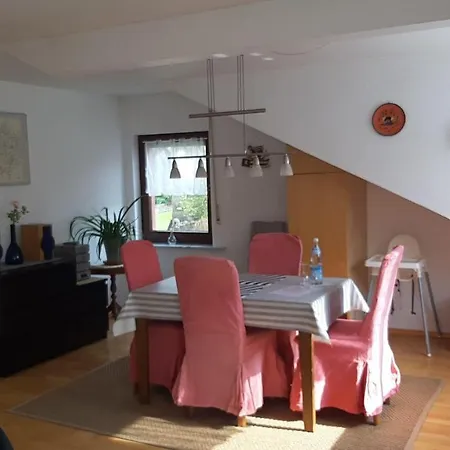 Apartment Ferienwohnung-zweiburgenblick *