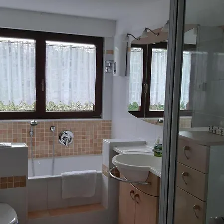 Ferienwohnung-zweiburgenblick Appartement *