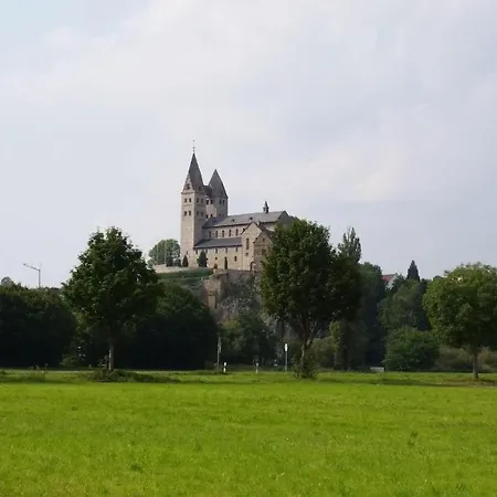 Ferienwohnung-zweiburgenblick *