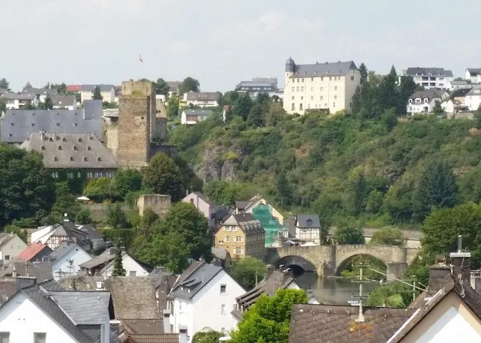 Ferienwohnung-zweiburgenblick Apartamento *
