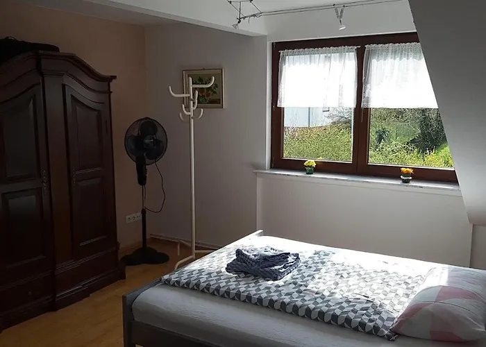 Ferienwohnung-zweiburgenblick