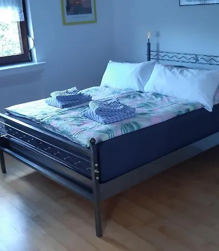 Ferienwohnung-zweiburgenblick * Runkel